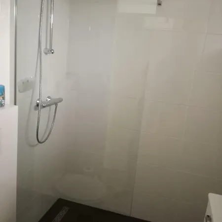 Nyaraló Huisje De Zeemeeuw *