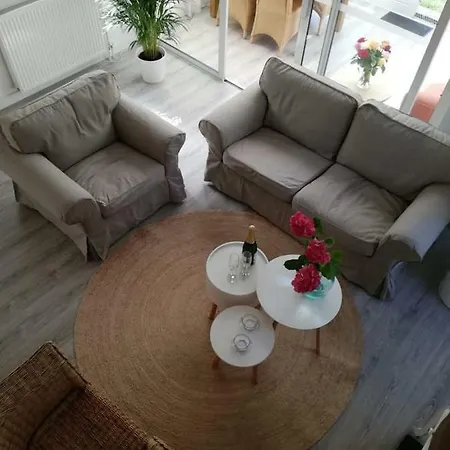Nyaraló Huisje De Zeemeeuw *